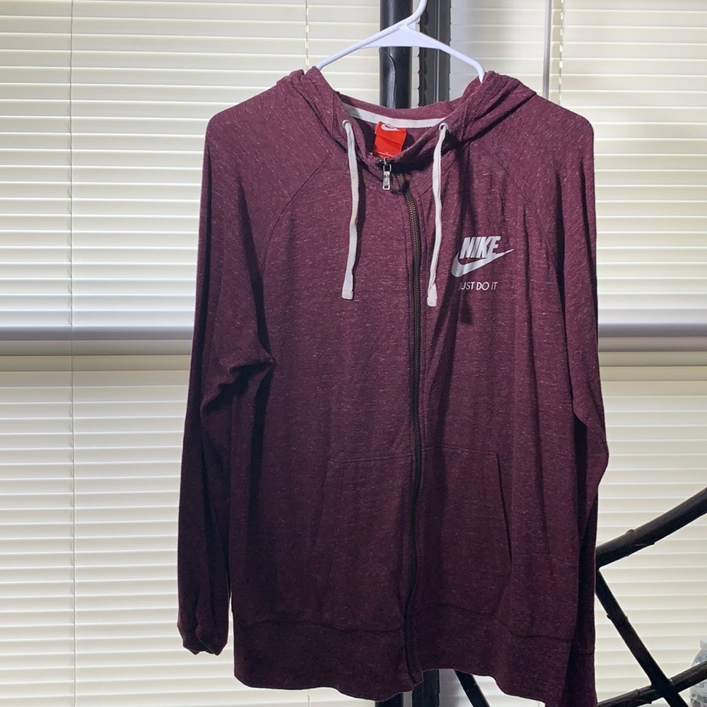 Nike jacket - Picture 2 of 12